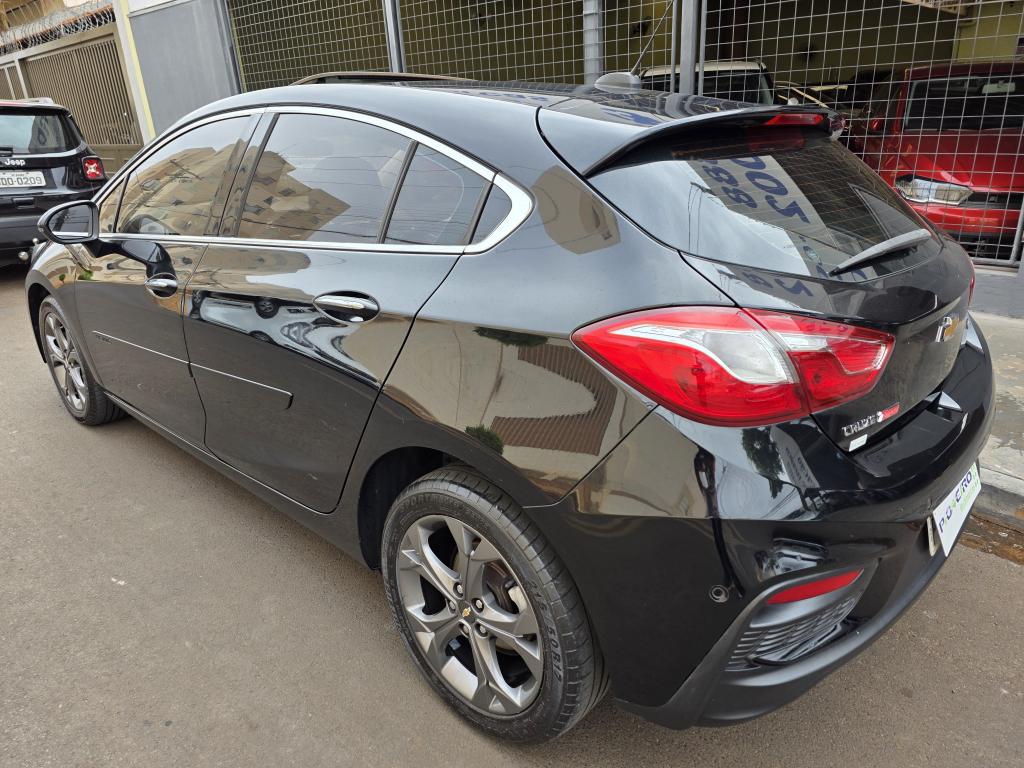 CHEVROLET Cruze Hatch - Foto
