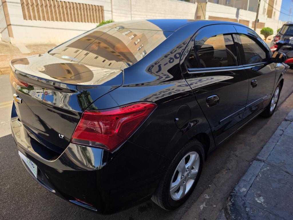 CHEVROLET Prisma - Foto