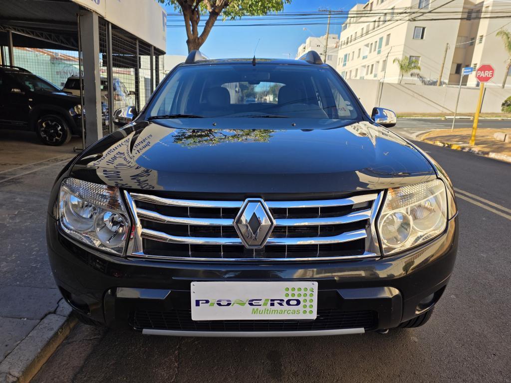 RENAULT Duster - Foto