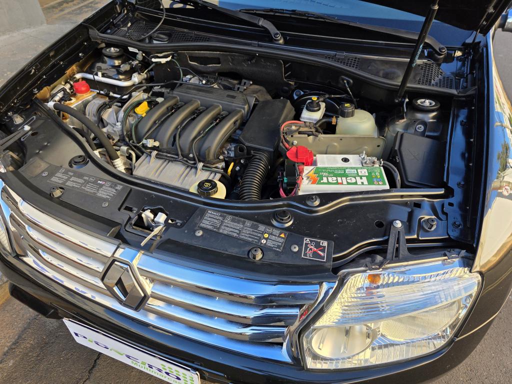 RENAULT Duster - Foto