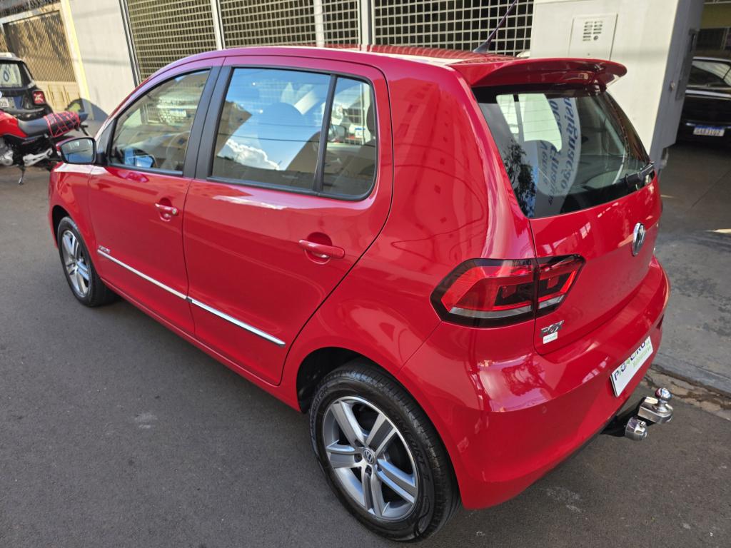 VOLKSWAGEN Fox - Foto