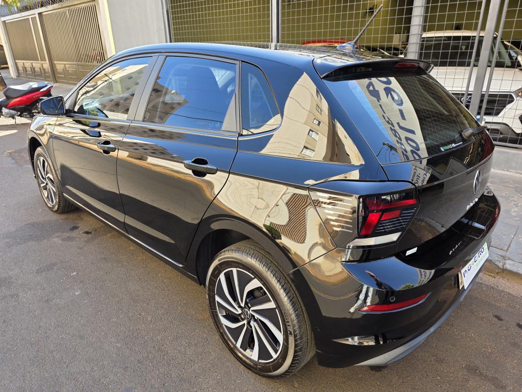VOLKSWAGEN Polo Hatch - Foto
