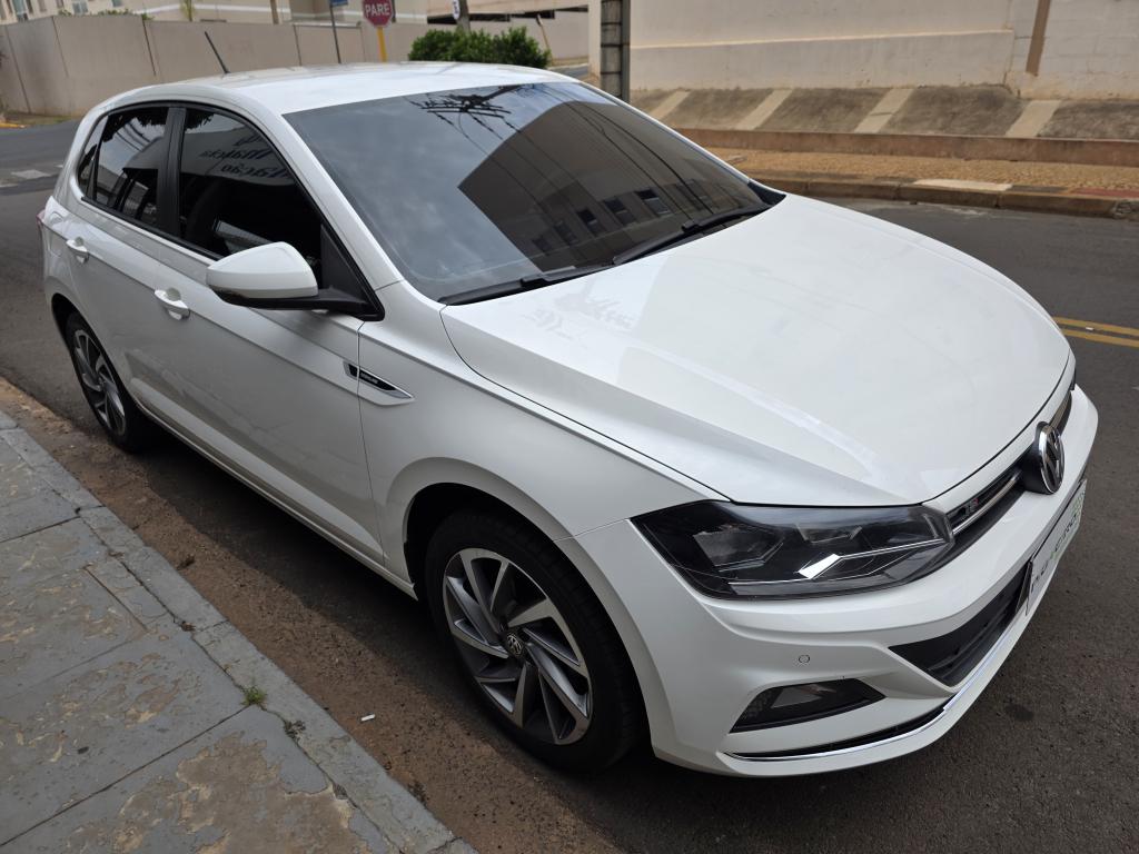 VOLKSWAGEN Polo Hatch - Foto