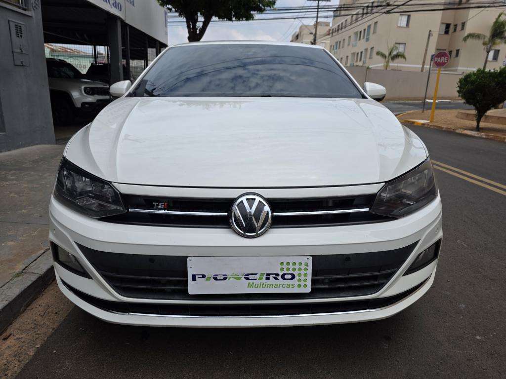 VOLKSWAGEN Polo Hatch - Foto