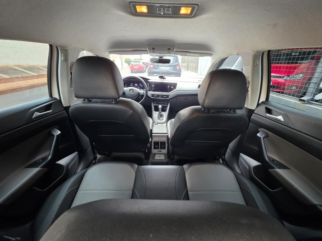 VOLKSWAGEN Polo Hatch - Foto