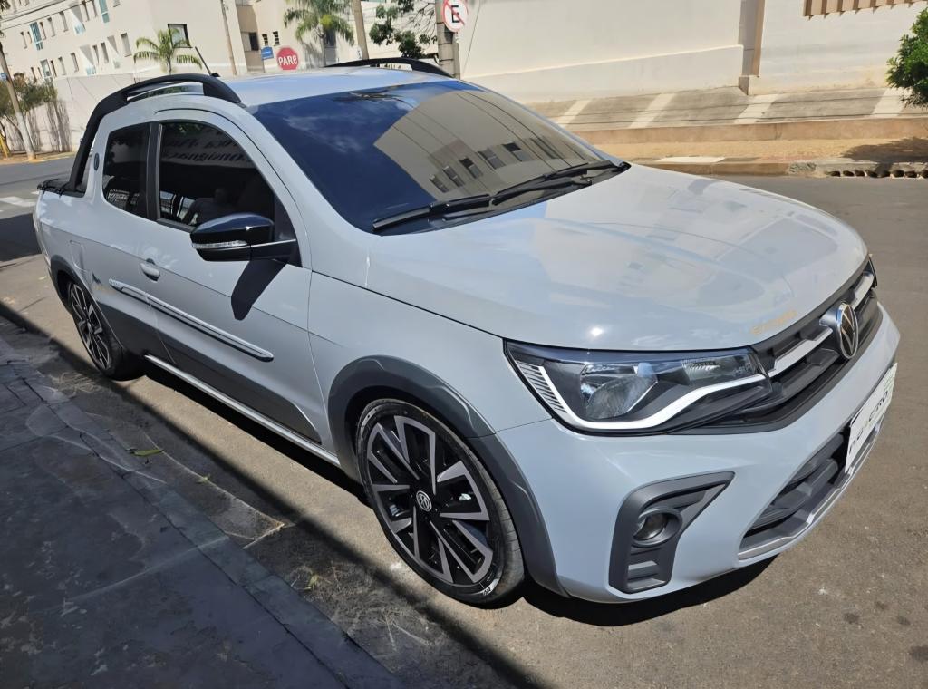 VOLKSWAGEN Saveiro - Foto