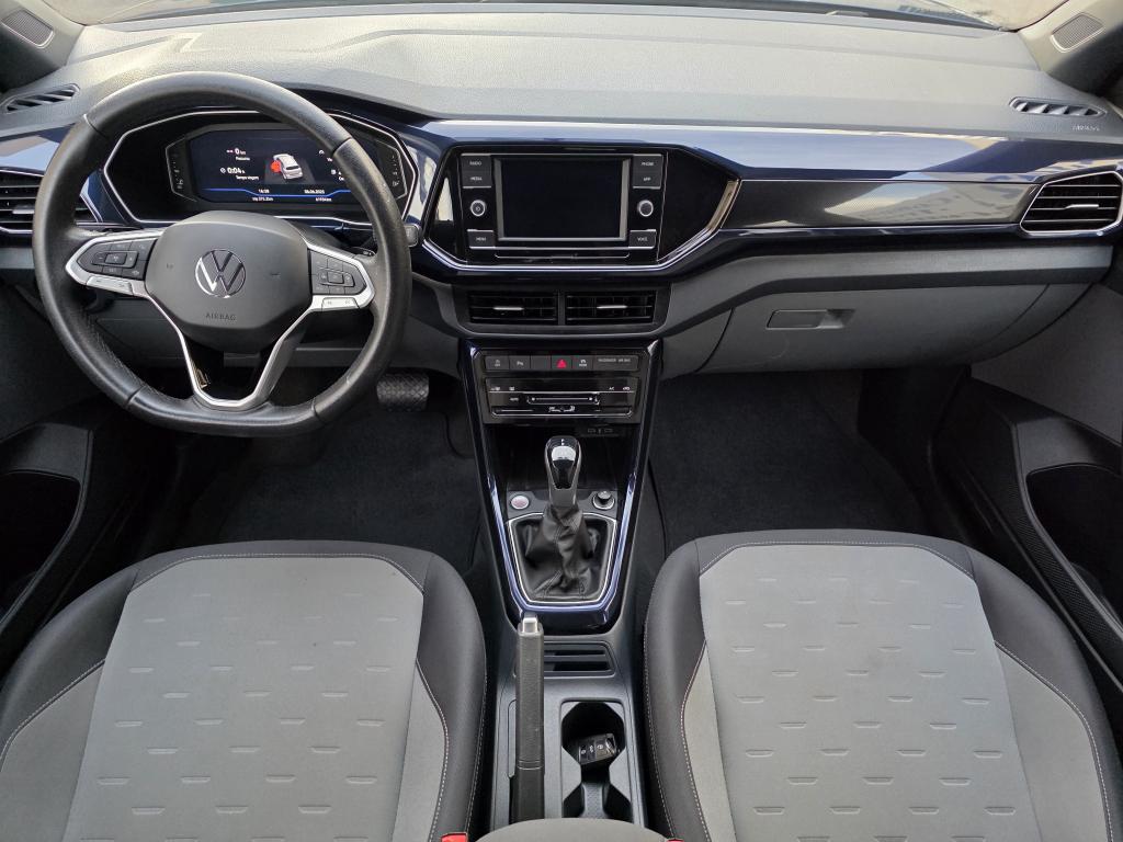 VOLKSWAGEN T-Cross - Foto