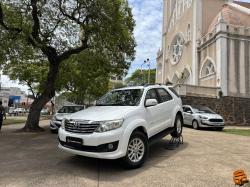 TOYOTA Hilux SW4 2.7 16V 4P FLEX SR 7 LUGARES AUTOMTICO