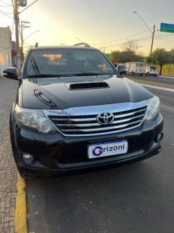 TOYOTA Hilux SW4 3.0 16V 4P 4X4 SRV TURBO DIESEL