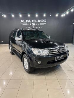 TOYOTA Hilux SW4 3.0 16V 4P SRV 4X4 7 LUGARES TURBO DIESEL AUTOMTICO