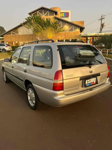 FORD Escort 1.6 16V GL, Foto 11