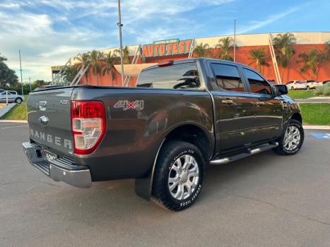 FORD Ranger 3.2 20V XLT 4X4 CABINE DUPLA TURBO DIESEL AUTOMTICO, Foto 6