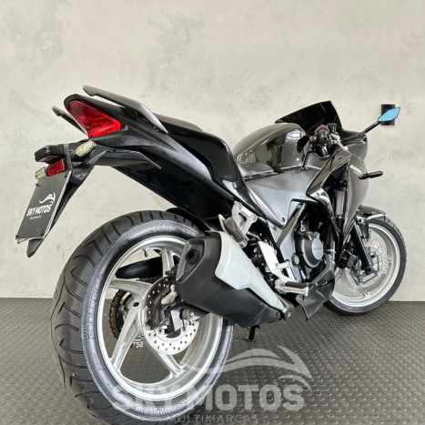 HONDA CBR 250 R, Foto 7