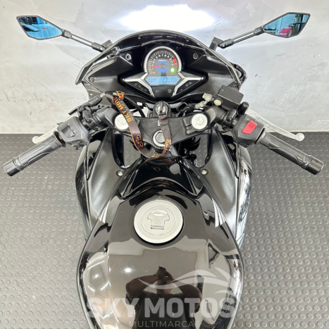 HONDA CBR 250 R, Foto 10
