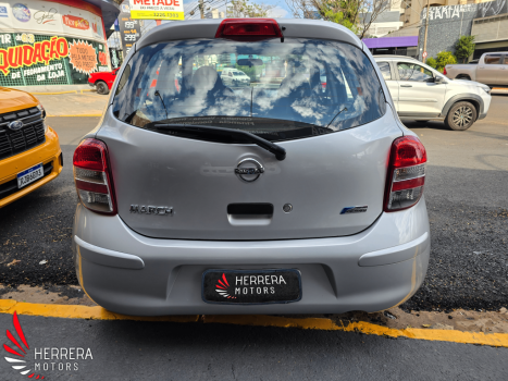 NISSAN March 1.0 16V 4P FLEX, Foto 3