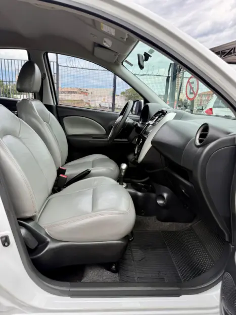 NISSAN March 1.6 16V 4P SV FLEX AUTOMTICO CVT, Foto 8