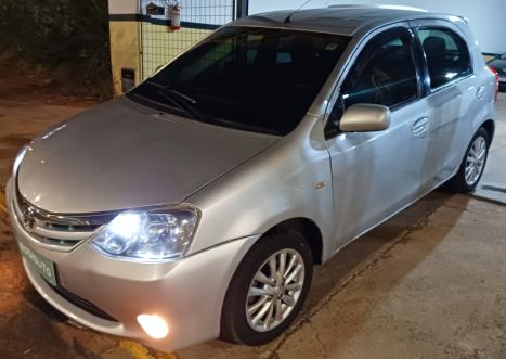 TOYOTA Etios Hatch 1.5 16V 4P FLEX XLS, Foto 4