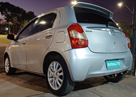 TOYOTA Etios Hatch 1.5 16V 4P FLEX XLS, Foto 13