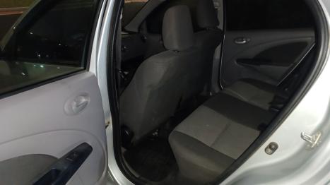 TOYOTA Etios Hatch 1.5 16V 4P FLEX XLS, Foto 17