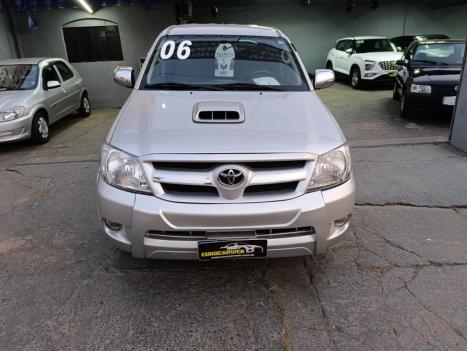 TOYOTA Hilux Caminhonete 3.0 4P 4X4 SRV TURBO DIESEL CABINE DUPLA, Foto 4