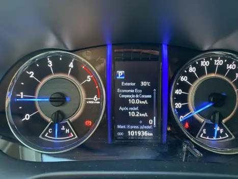 TOYOTA Hilux SW4 2.8 16V 4P SRX 4X4 7 LUGARES TURBO DIESEL AUTOMTICO, Foto 10