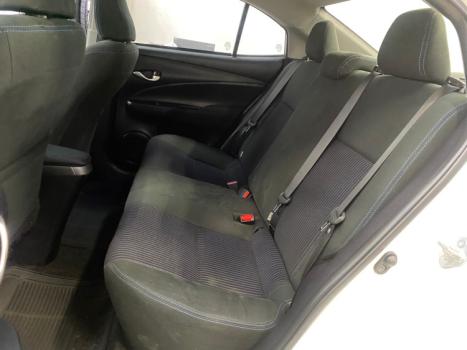 TOYOTA Yaris Sedan 1.5 16V 4P FLEX XL MULTIDRIVE AUTOMTICO CVT, Foto 9