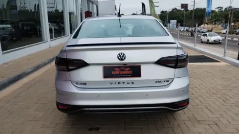 VOLKSWAGEN Virtus 1.4 4P 250 TSI EXCLUSIVE AUTOMTICO, Foto 14