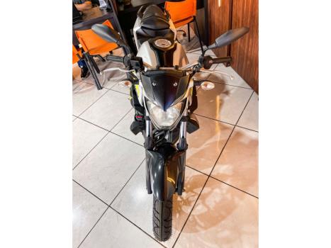 YAMAHA MT-03 300 ABS, Foto 4