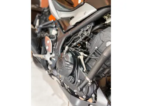 YAMAHA MT-03 300 ABS, Foto 7