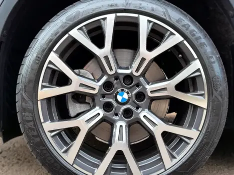 BMW X1 2.0 16V 4P XDRIVE 25I SPORT ACTIVEFLEX AUTOMTICO, Foto 4