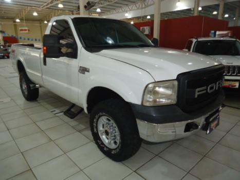 FORD F-250 3.9 XLT SUPER DUTY CABINE SIMPLES DIESEL, Foto 2