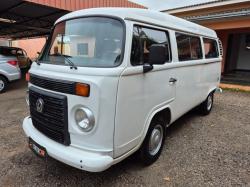 VOLKSWAGEN Kombi 1.4 FLEX STD 9 LUGARES