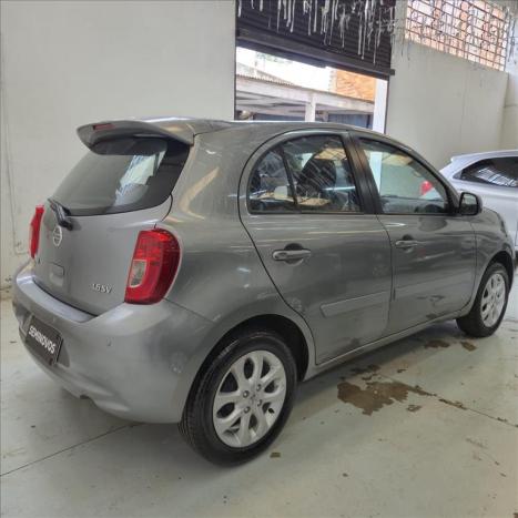 NISSAN March 1.6 16V 4P SV FLEX, Foto 4