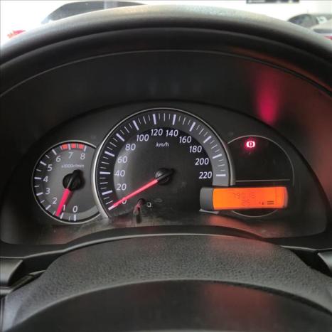 NISSAN March 1.6 16V 4P SV FLEX, Foto 8
