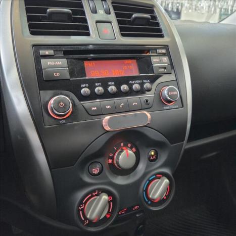 NISSAN March 1.6 16V 4P SV FLEX, Foto 9