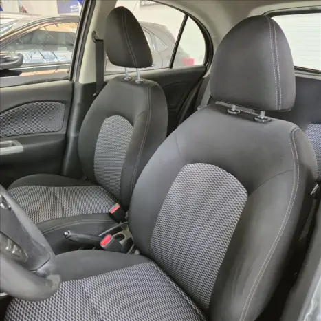 NISSAN March 1.6 16V 4P SV FLEX, Foto 12