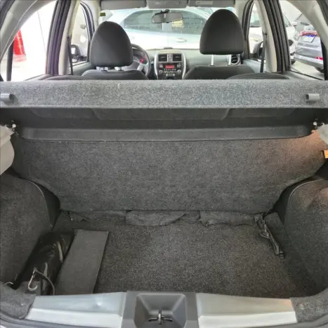 NISSAN March 1.6 16V 4P SV FLEX, Foto 14