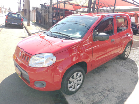 FIAT Uno 1.0 4P FLEX EVO VIVACE CELEBRATION, Foto 2