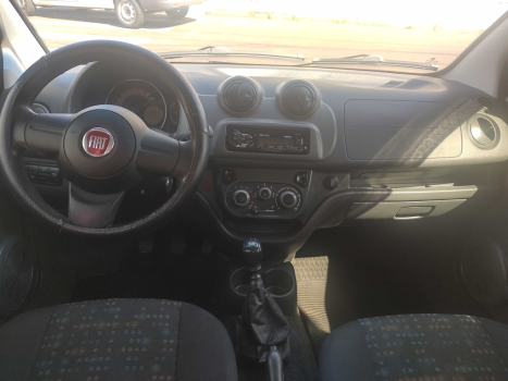 FIAT Uno 1.0 4P FLEX EVO VIVACE CELEBRATION, Foto 3