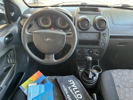 FORD Fiesta Hatch 1.6 4P FLEX, Foto 15