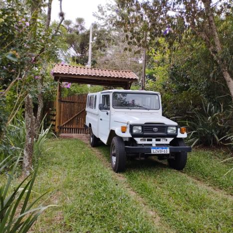 TOYOTA Bandeirante Pick-up 3.7 4X4 DIESEL CABINE SIMPLES, Foto 3