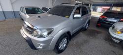 TOYOTA Hilux SW4 3.0 16V 4P SRV 4X4 TURBO DIESEL AUTOMTICO