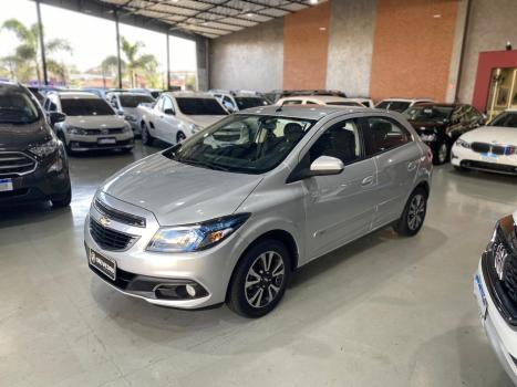 CHEVROLET Onix Hatch 1.4 4P FLEX LTZ, Foto 2