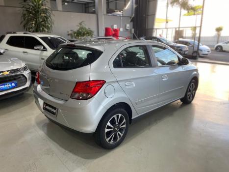 CHEVROLET Onix Hatch 1.4 4P FLEX LTZ, Foto 5