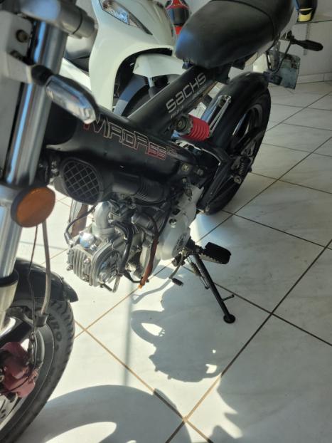 FYM FY 125-19, Foto 3