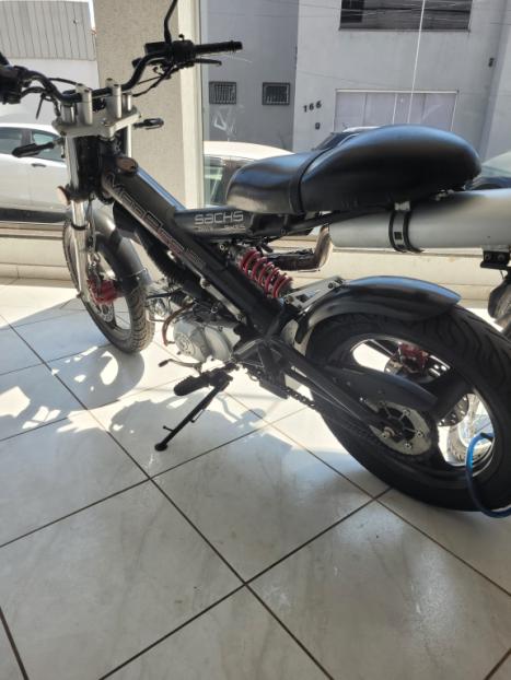 FYM FY 125-19, Foto 4