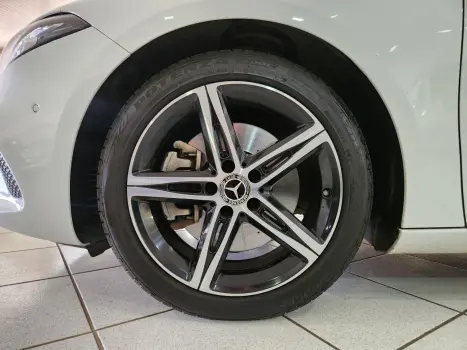 MERCEDES-BENZ A 250 2.0 16V 4P CGI VISION 7G-DCT AUTOMTICO, Foto 13