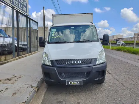 IVECO Daily 35S14 DIESEL CHASSI CABINE DUPLA TURBO INTERCOOLER, Foto 3