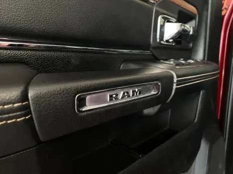 RAM 2500 6.7 I6 24V SLT CABINE DUPLA TURBO DIESEL LARAMIE 4X4 AUTOMTICO, Foto 17