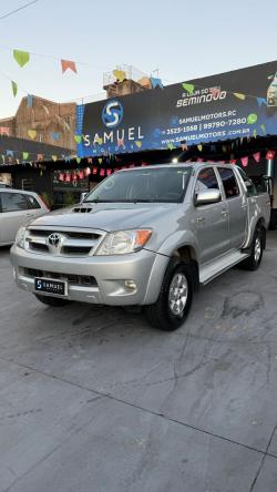 TOYOTA Hilux Caminhonete 3.0 4P 4X4 SRV TURBO DIESEL CABINE DUPLA